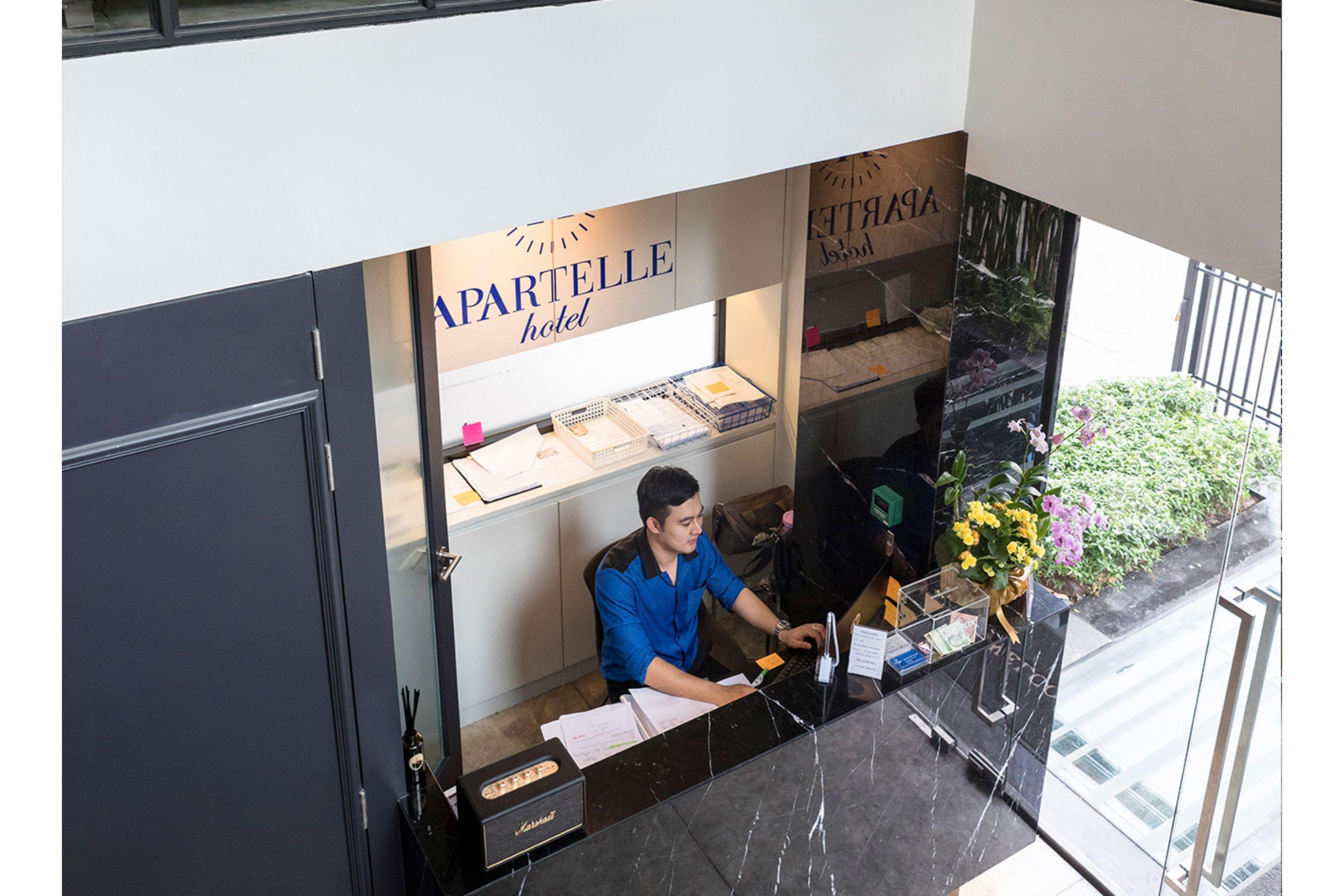 Apartelle Jatujak Hotel Bangkok Buitenkant foto
