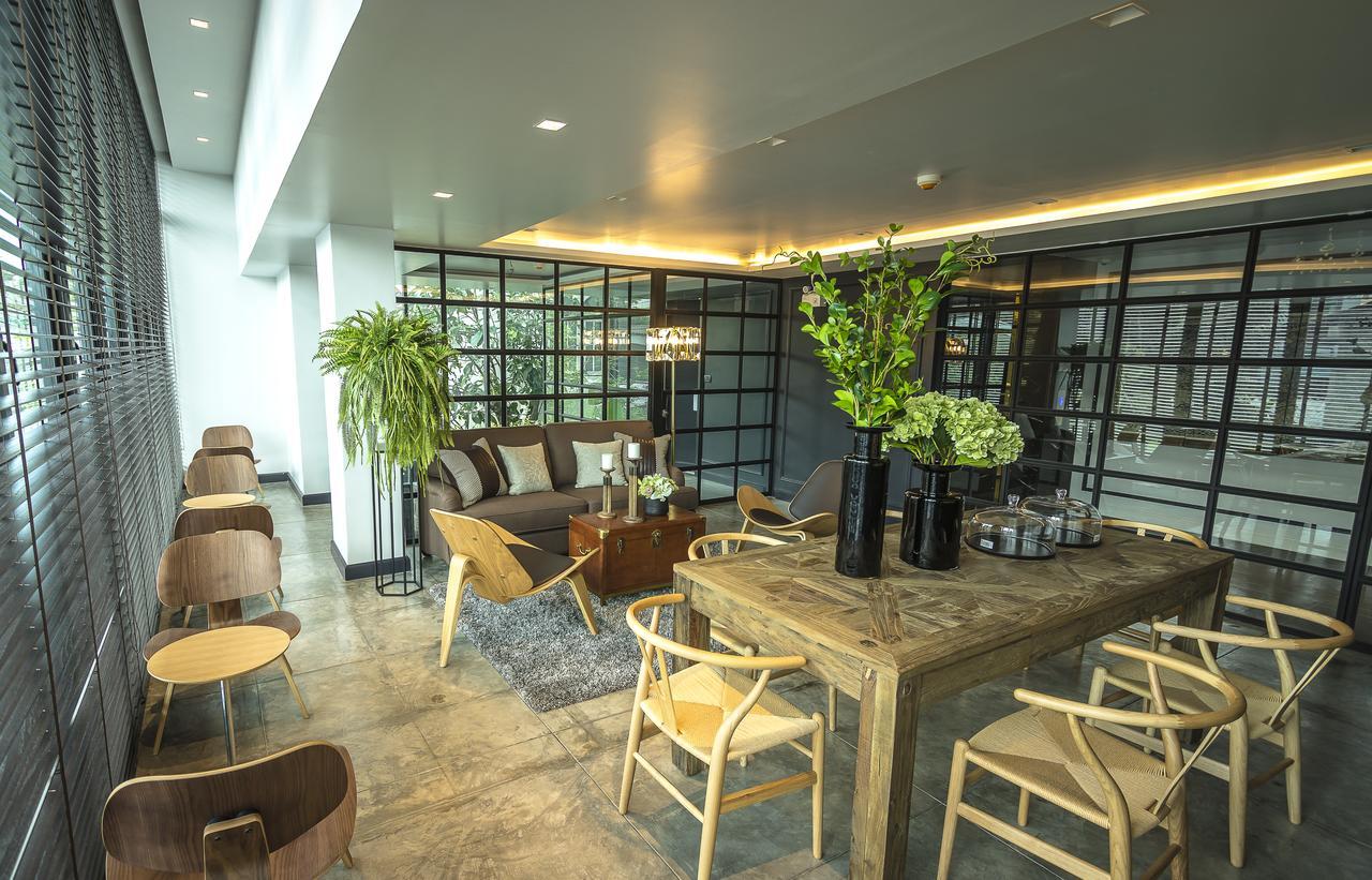 Apartelle Jatujak Hotel Bangkok Buitenkant foto