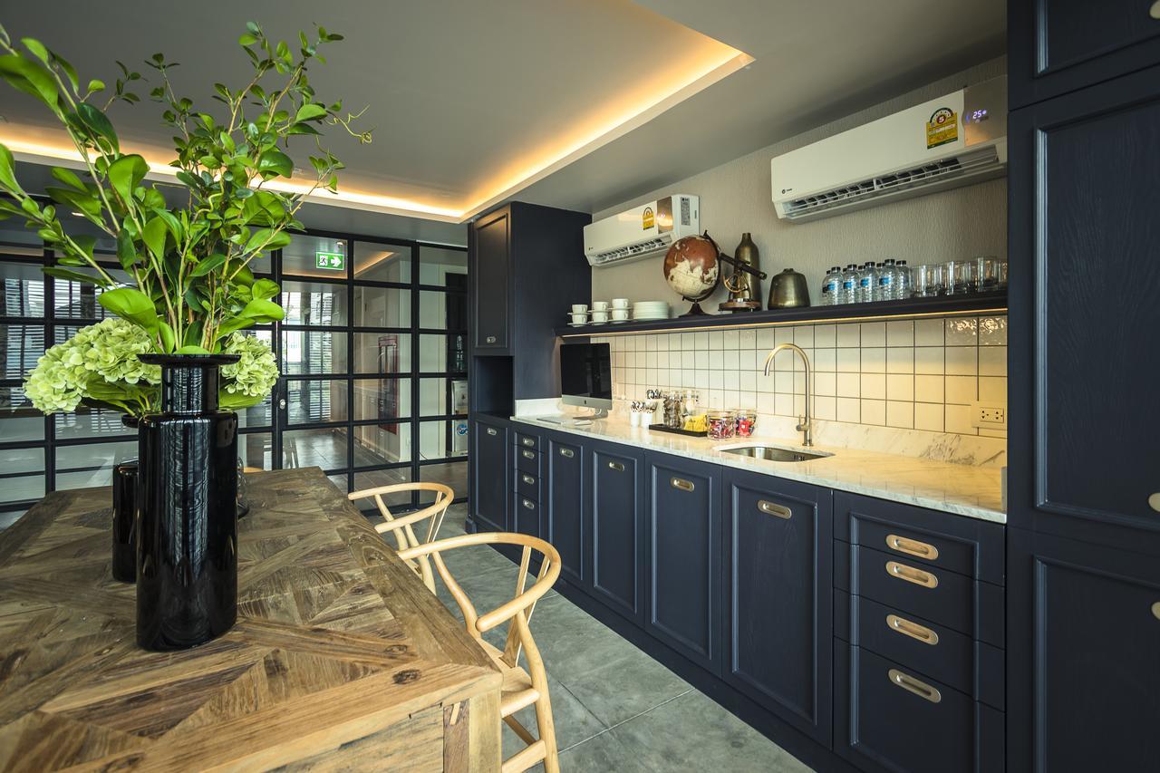 Apartelle Jatujak Hotel Bangkok Buitenkant foto